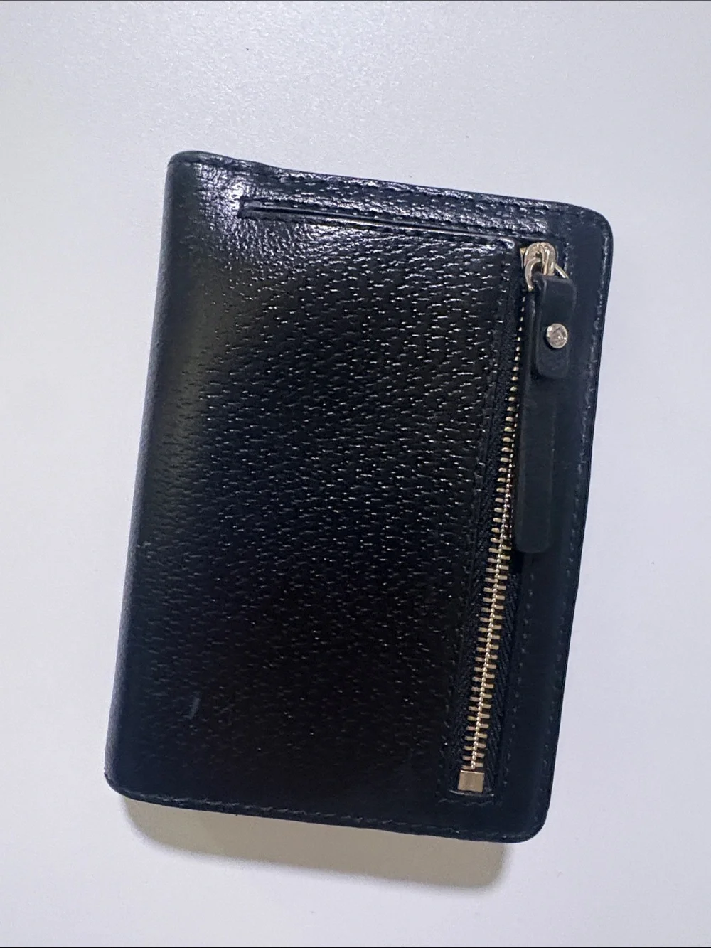 kate spade Black Pebbled Leather Compact Bifold Card Holder